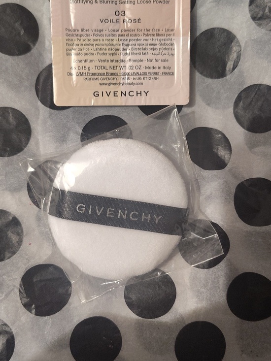 Givenchy Other - Givenchy Prisme Libre 03Color Loose Powder — Voile Rosé Small Size